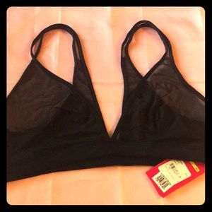 COMMANDO BLACK BRALETTE SIZE M/L